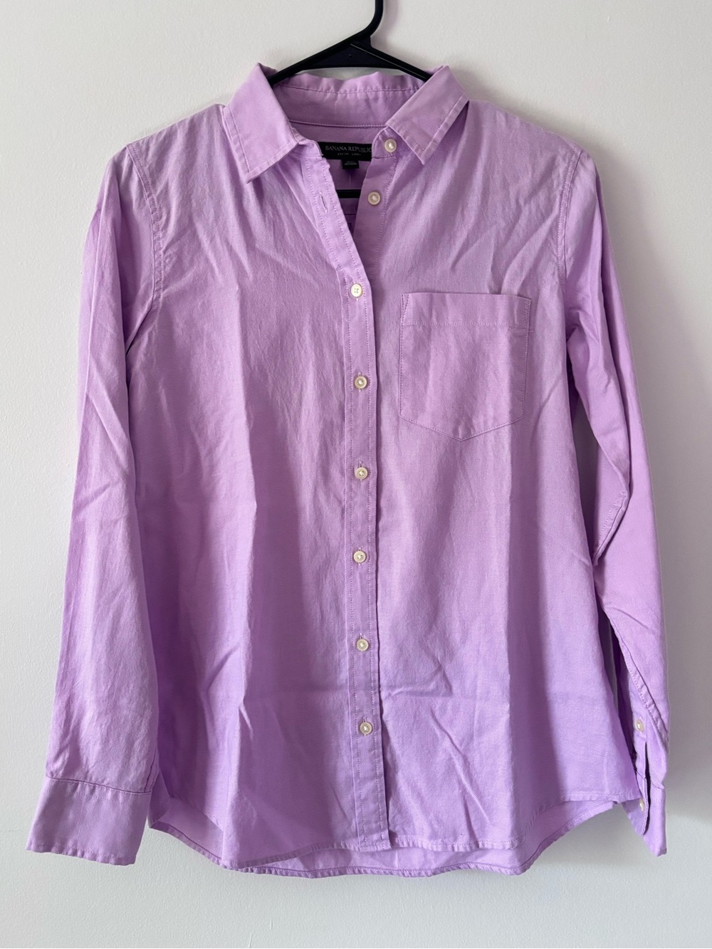 Women’s Banana Republic Dillon Button-Up Shirt - Classic Long Sleeve (XS)